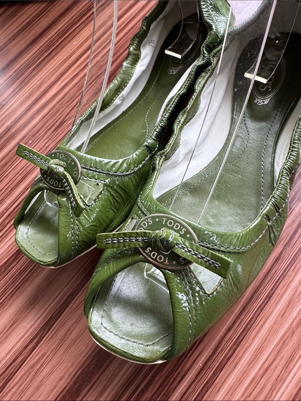 Tod's Olive Green Peep-Toe Leather Ballet Flats with Bow